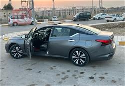 نيسان ألتيما